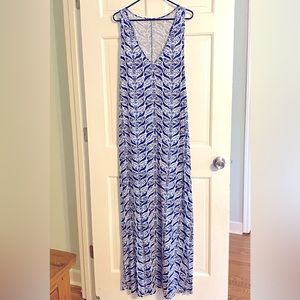 Long whale dress by Lilly Pulitzer size XL in EXCELLENT used Condition
